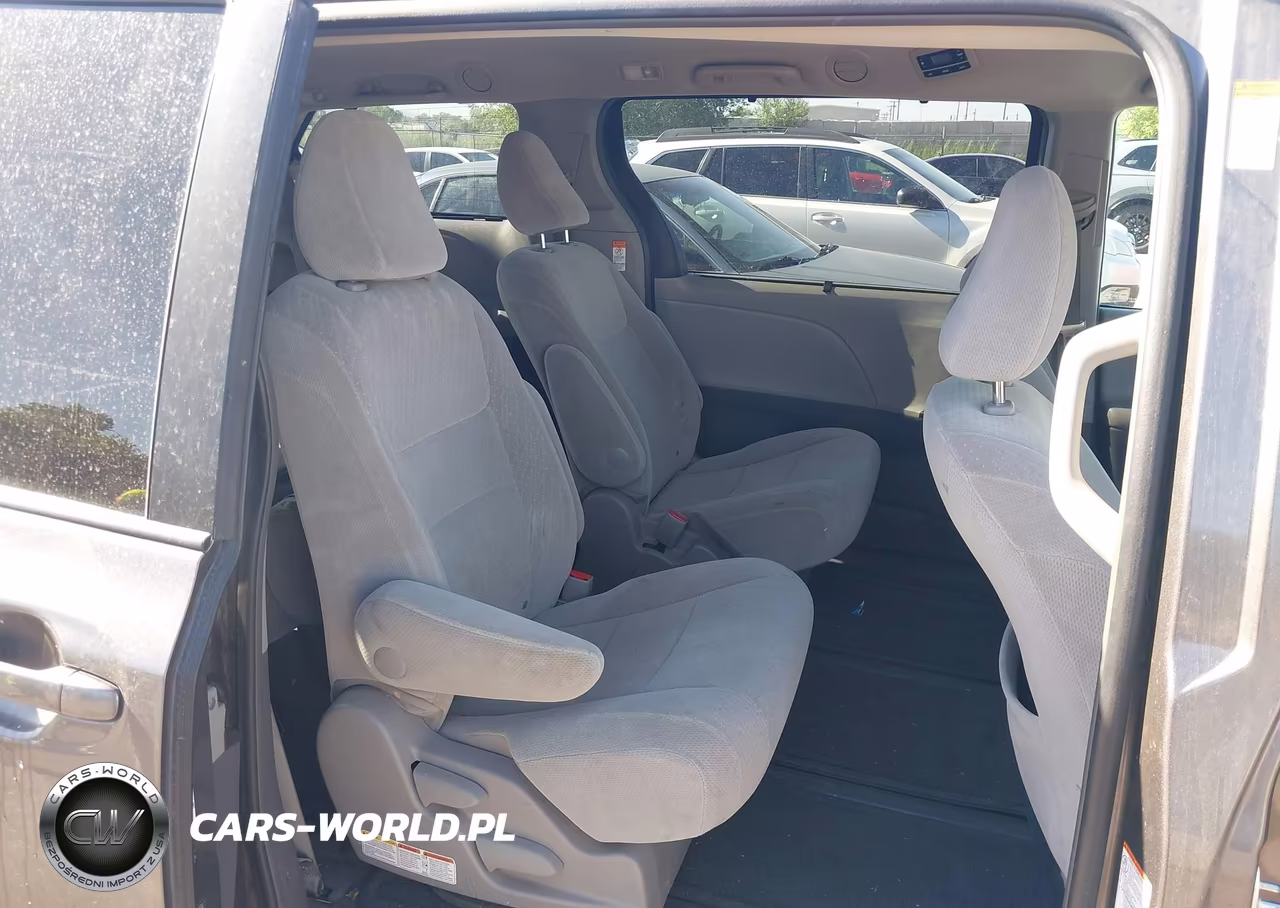 2015 Toyota Sienna Le 7 Passenger VIN:5TDJK3DC6FS105636 - 8