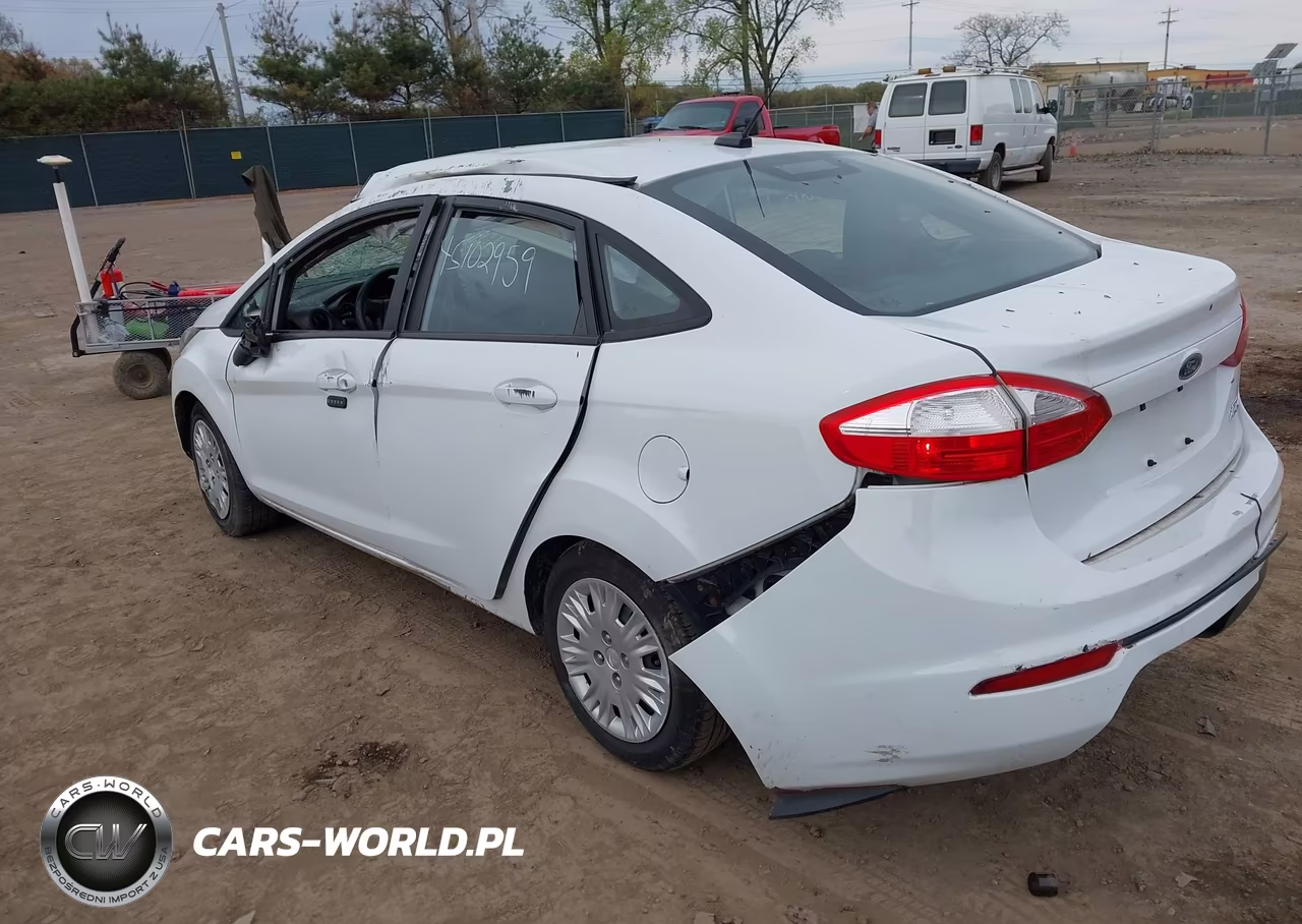 2014 Ford Fiesta S VIN:3FADP4AJ2EM148057 - 3