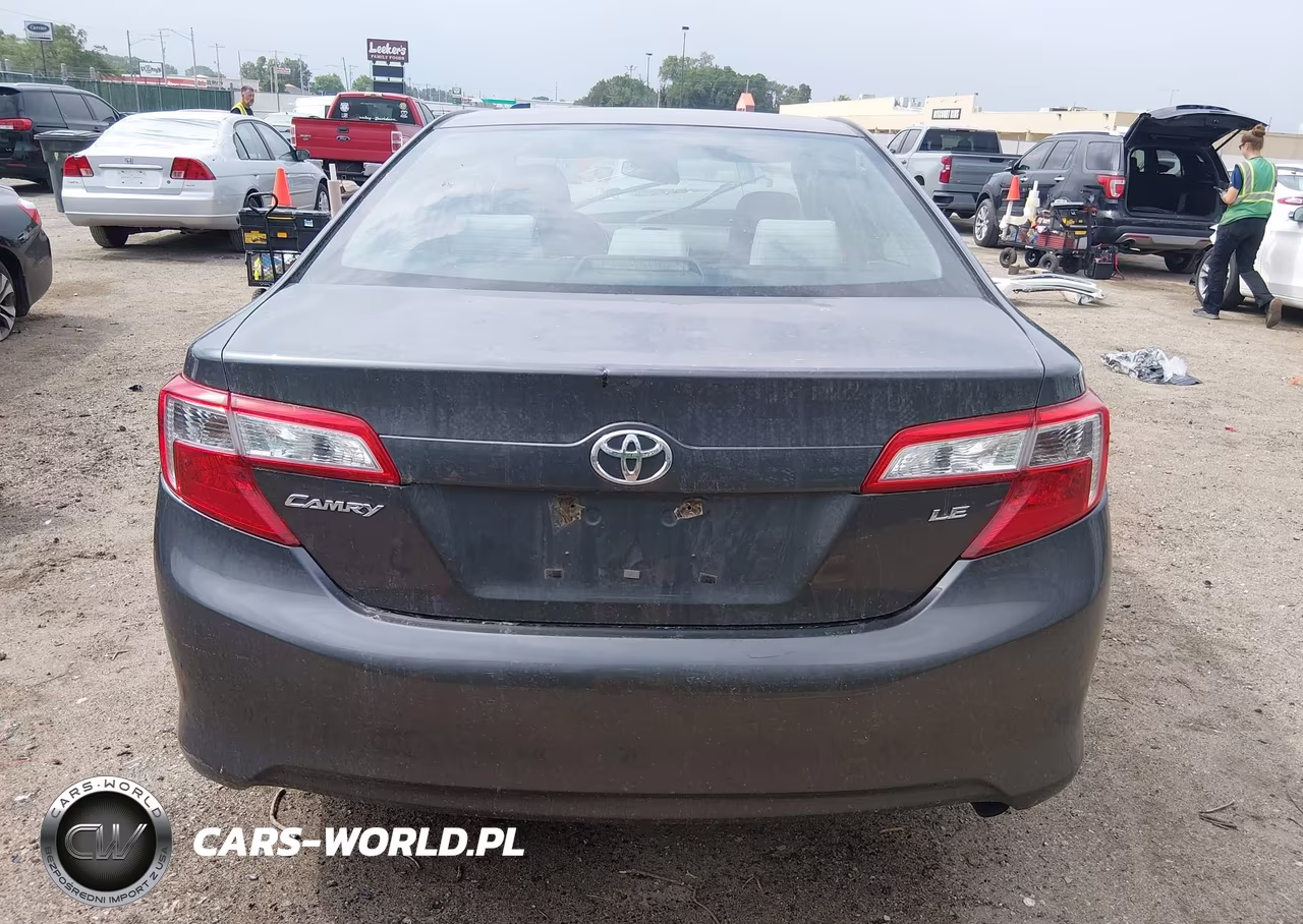 2012 Toyota Camry Le VIN:4T4BF1FK5CR192519 - 17