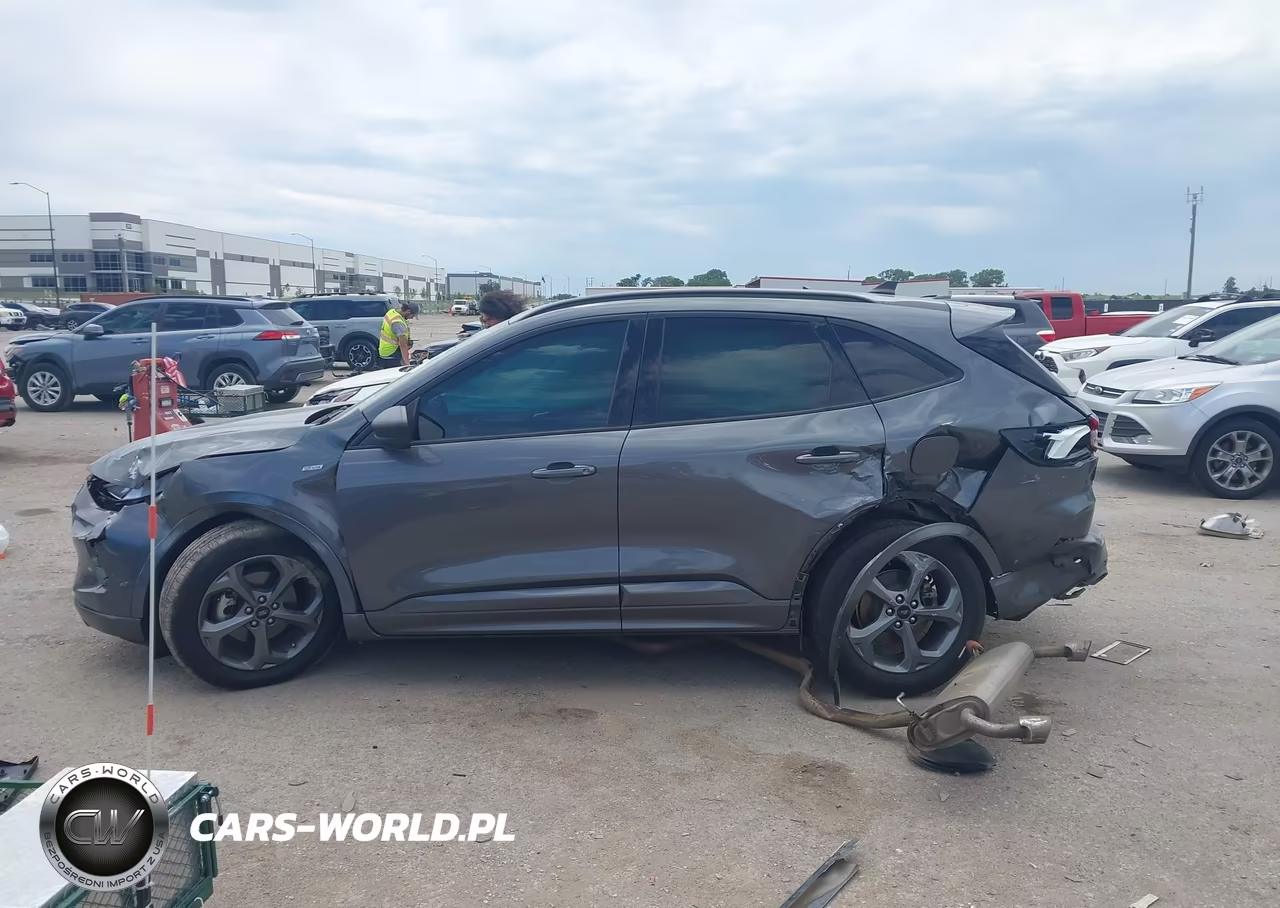 2024 Ford Escape St-Line VIN:1FMCU0MN8RUA55577 - 14