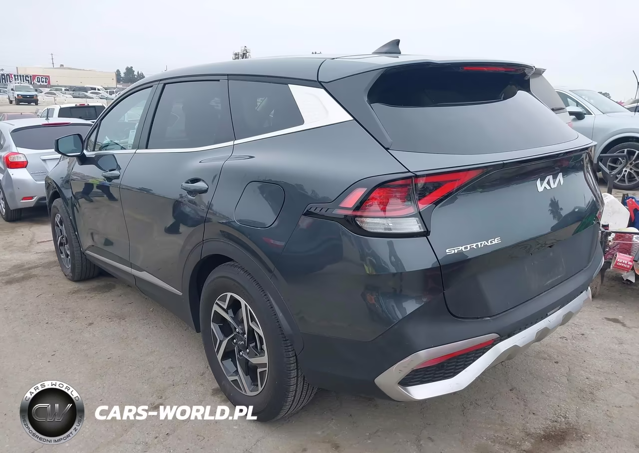 2025 Kia Sportage Lx VIN:KNDPU3DF3S7358979 - 3