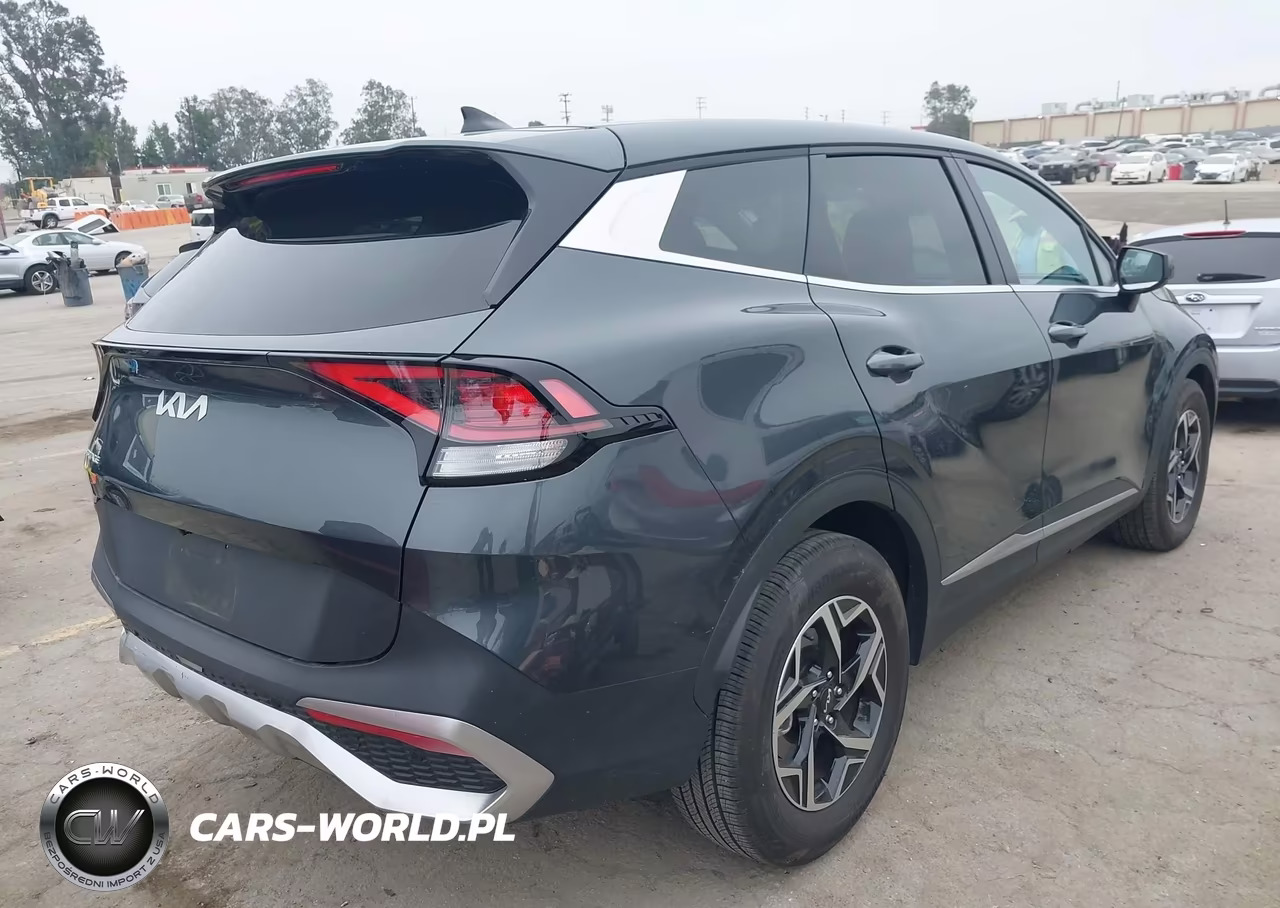 2025 Kia Sportage Lx VIN:KNDPU3DF3S7358979 - 4