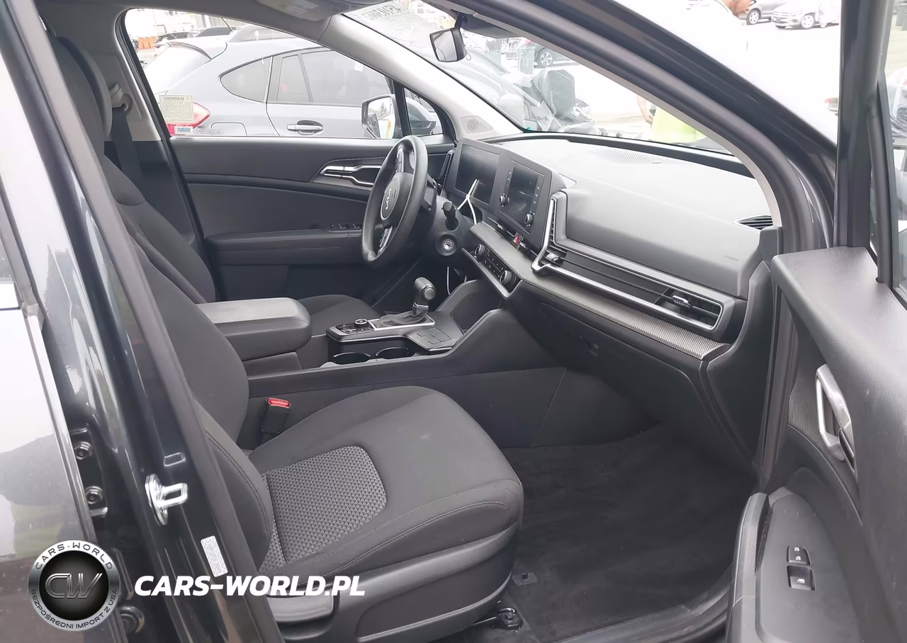2025 Kia Sportage Lx VIN:KNDPU3DF3S7358979 - 5