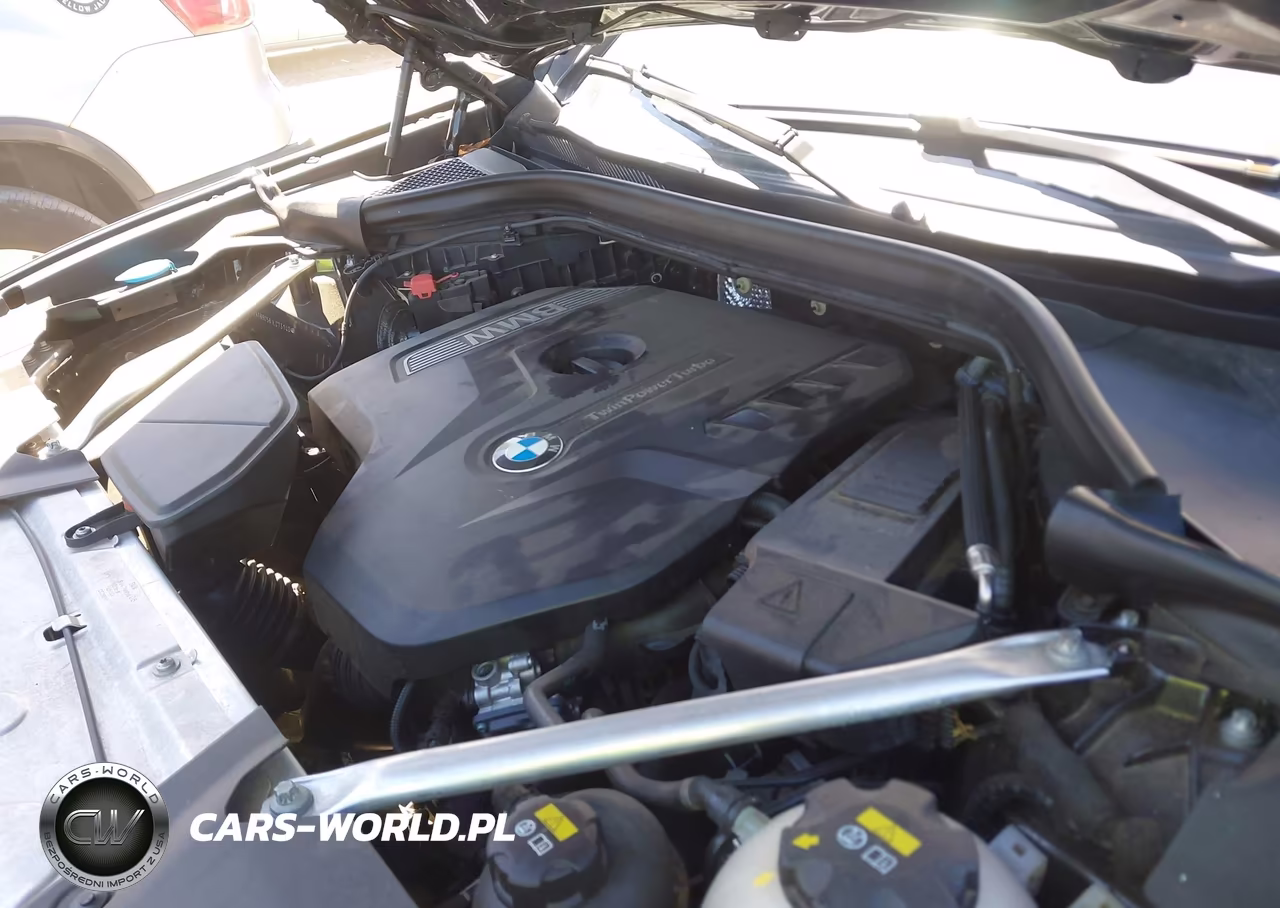 2018 BMW X3 xDrive30I VIN:5UXTR9C58JLC73140 - 9