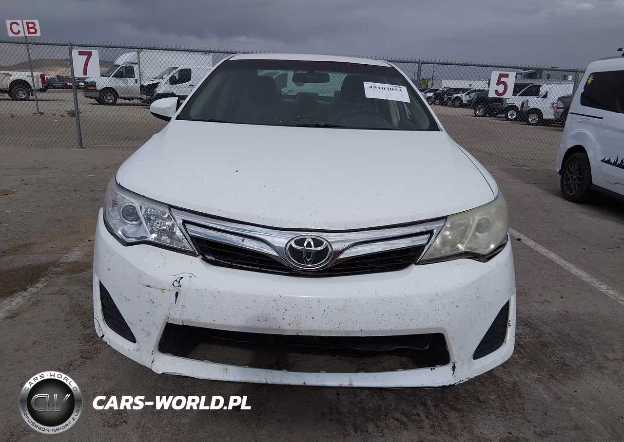 2014 Toyota Camry Le VIN:4T4BF1FK5ER374725 - 11