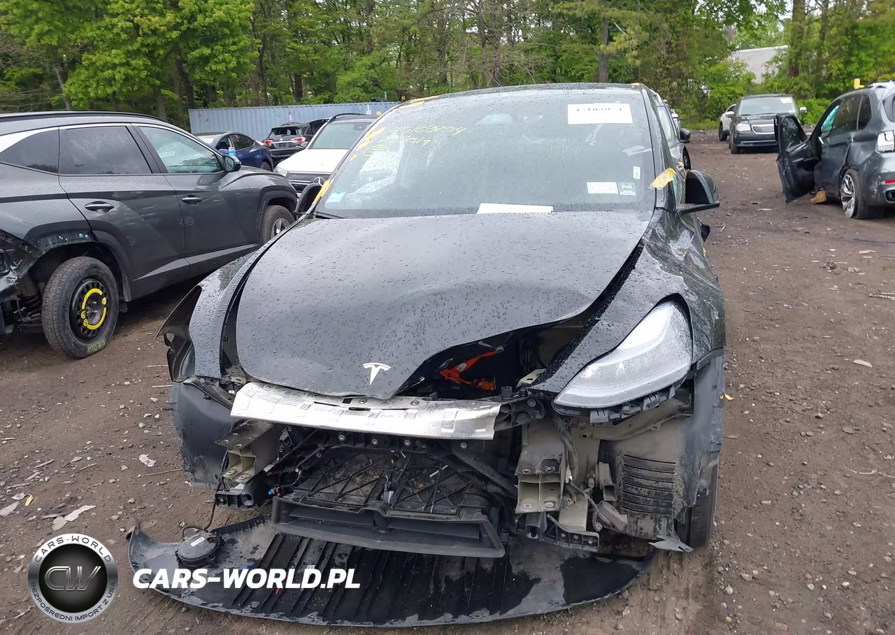 2023 Tesla Model Y Awd-Long Range Dual Motor All-Wheel Drive VIN:7SAYGDEE1PA207390 - 11