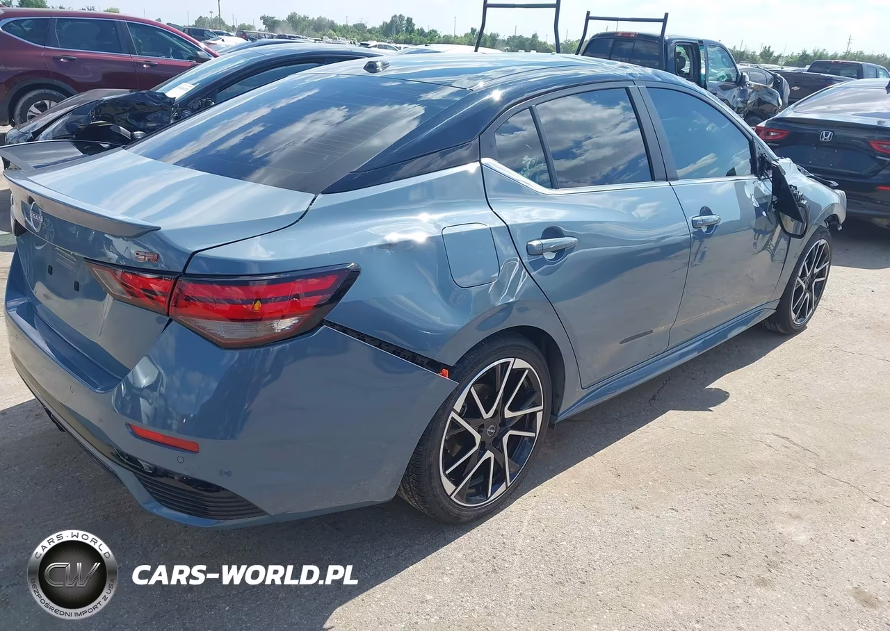 2025 Nissan Sentra Sr VIN:3N1AB8DV3SY215368 - 4