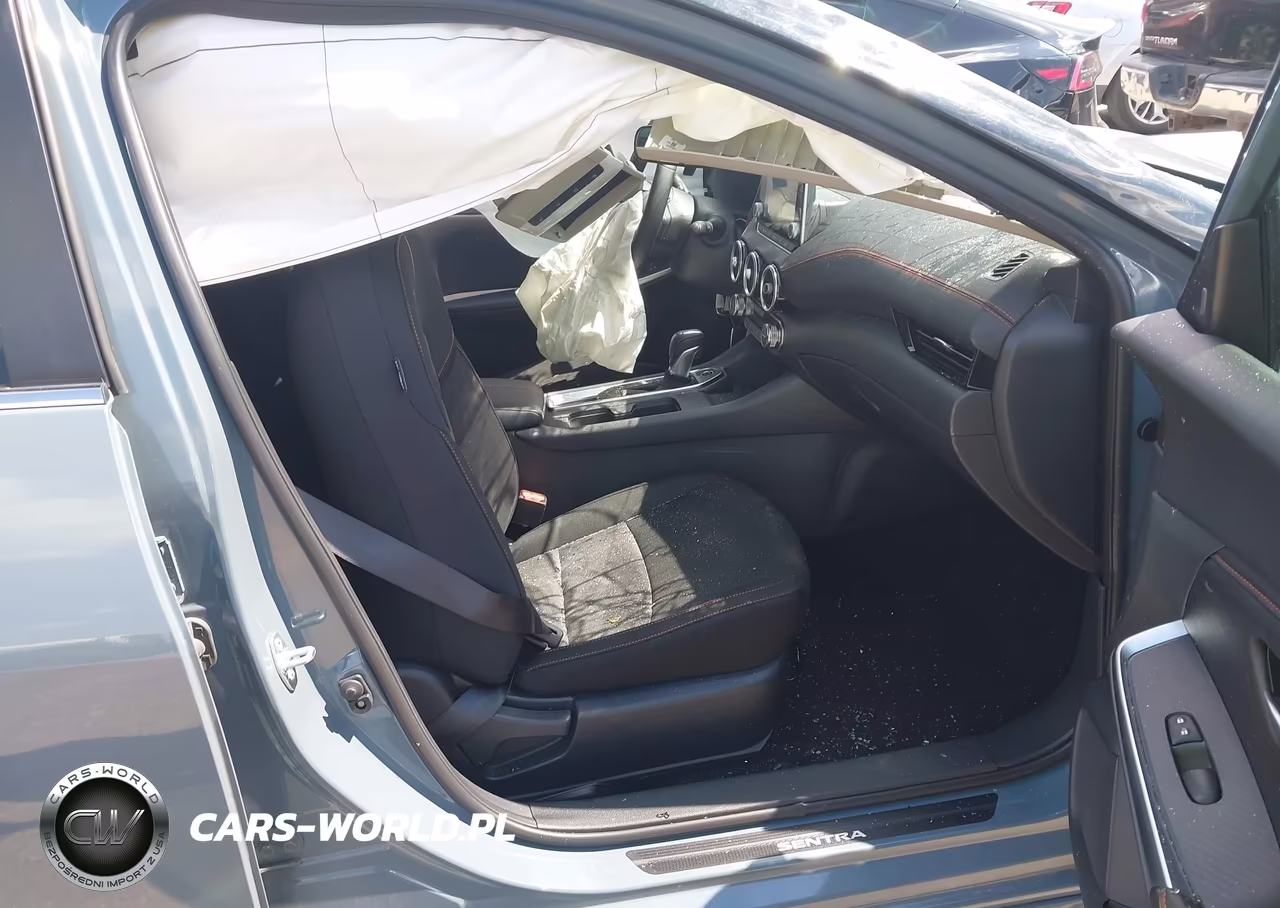 2025 Nissan Sentra Sr VIN:3N1AB8DV3SY215368 - 5