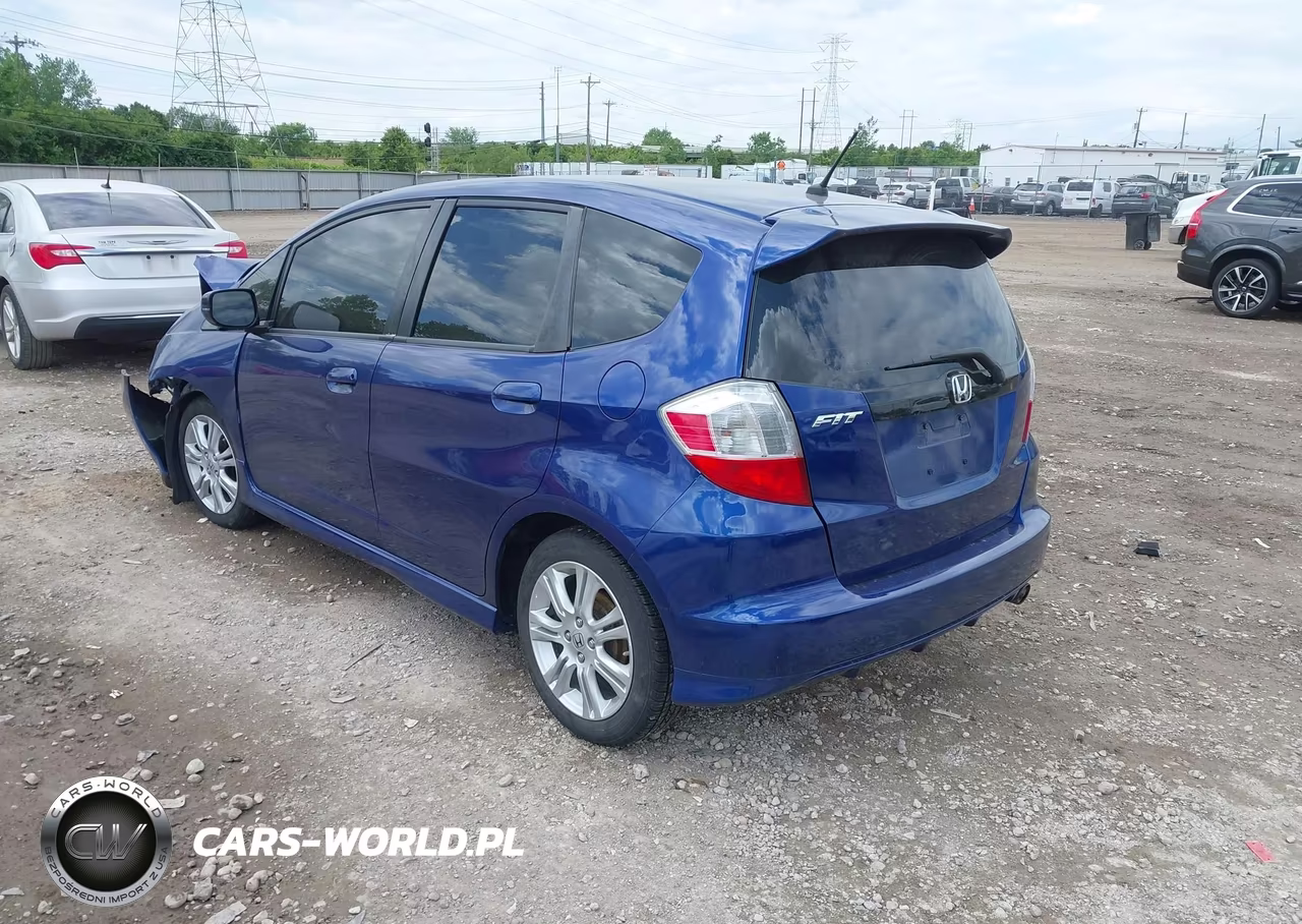 2010 Honda Fit Sport VIN:JHMGE8H47AS020238 - 3