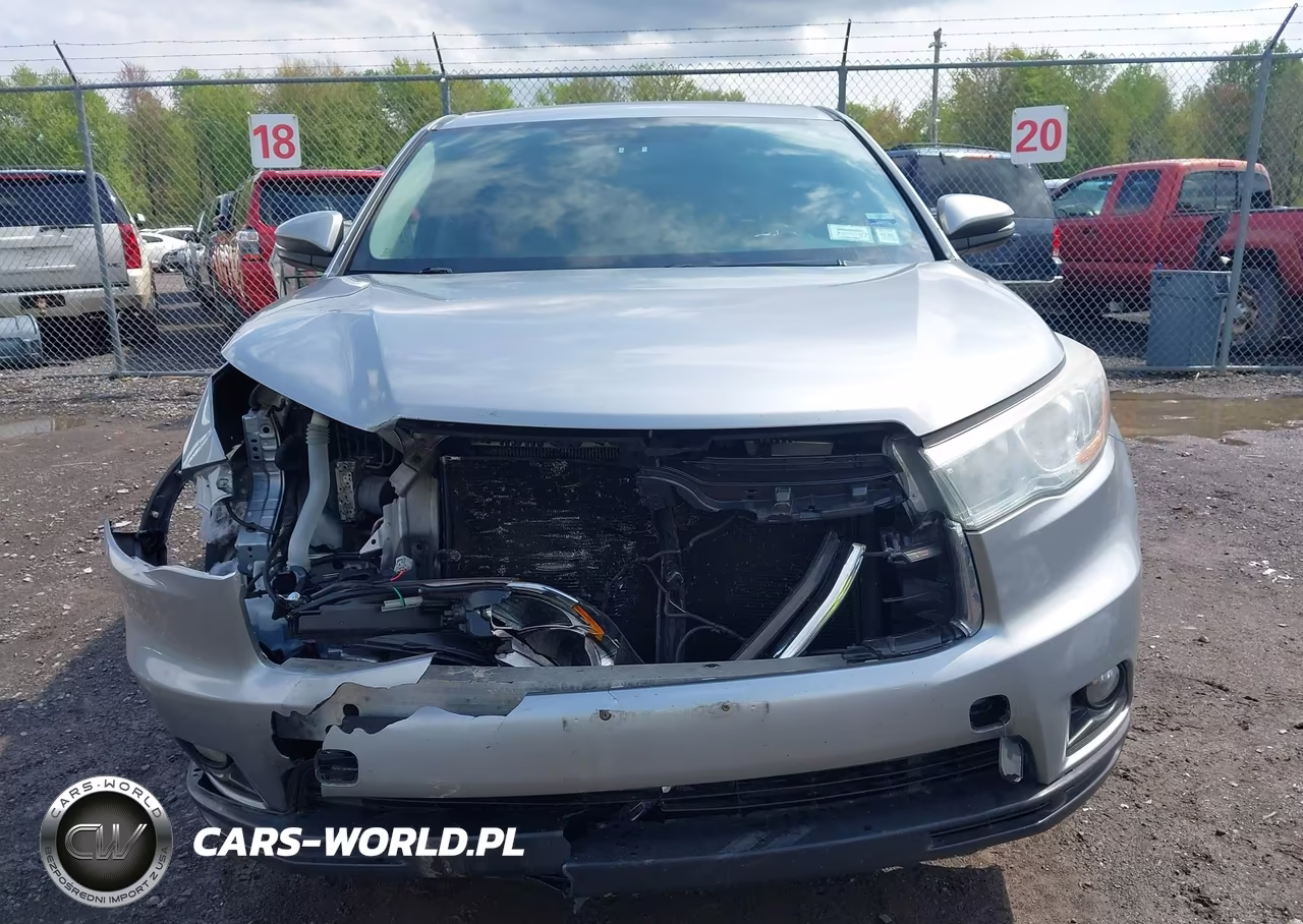 2016 Toyota Highlander Le Plus V6 VIN:5TDBKRFH2GS274635 - 12