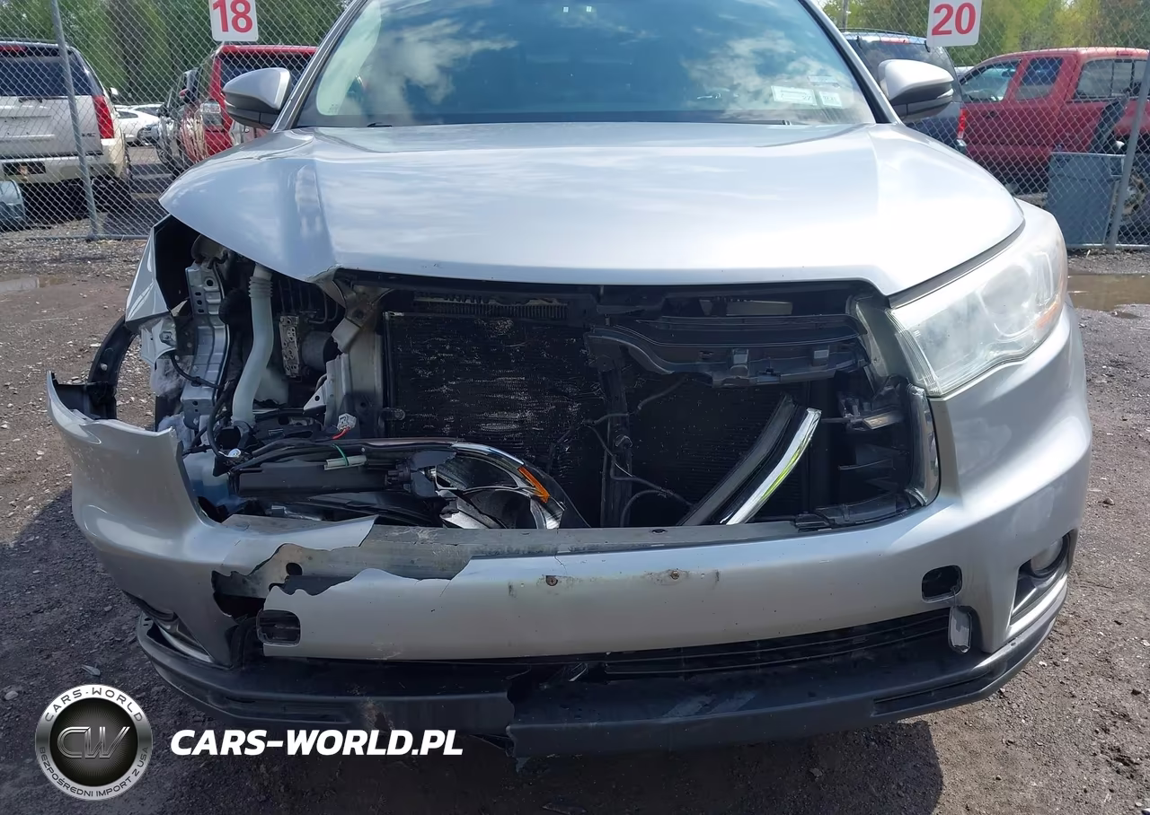 2016 Toyota Highlander Le Plus V6 VIN:5TDBKRFH2GS274635 - 6