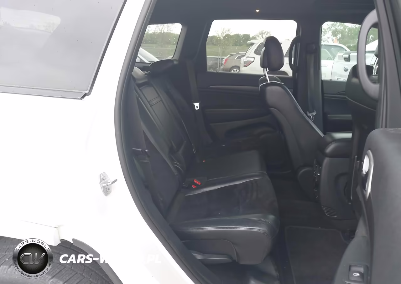2017 Jeep Grand Cherokee Altitude 4X4 VIN:1C4RJFAG5HC720245 - 8