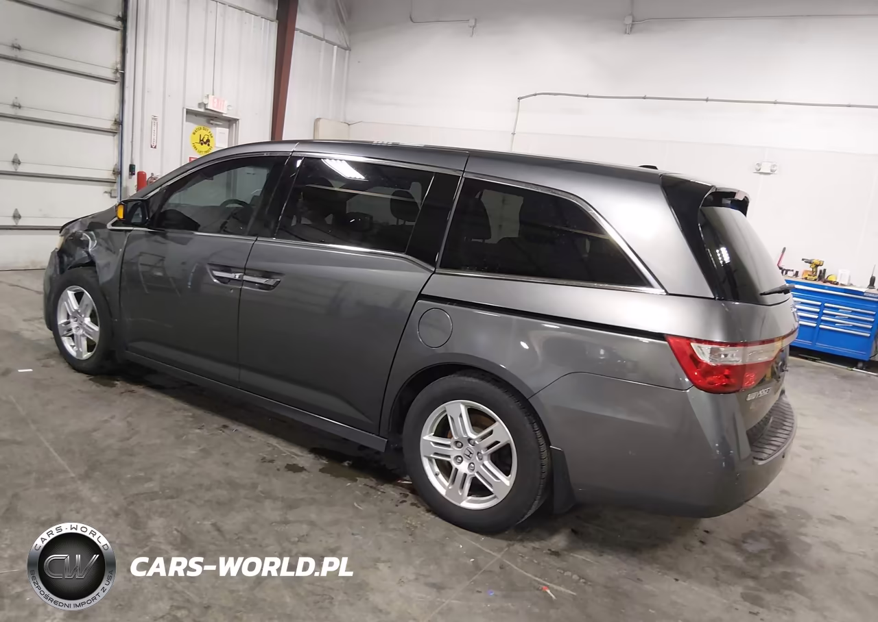 2012 Honda Odyssey Touring-Touring Elite VIN:5FNRL5H95CB044614 - 3
