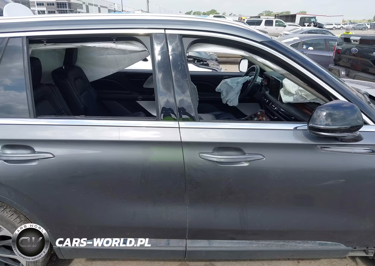 2023 Lincoln Aviator Reserve VIN:5LM5J7XCXPGL18214 - 12