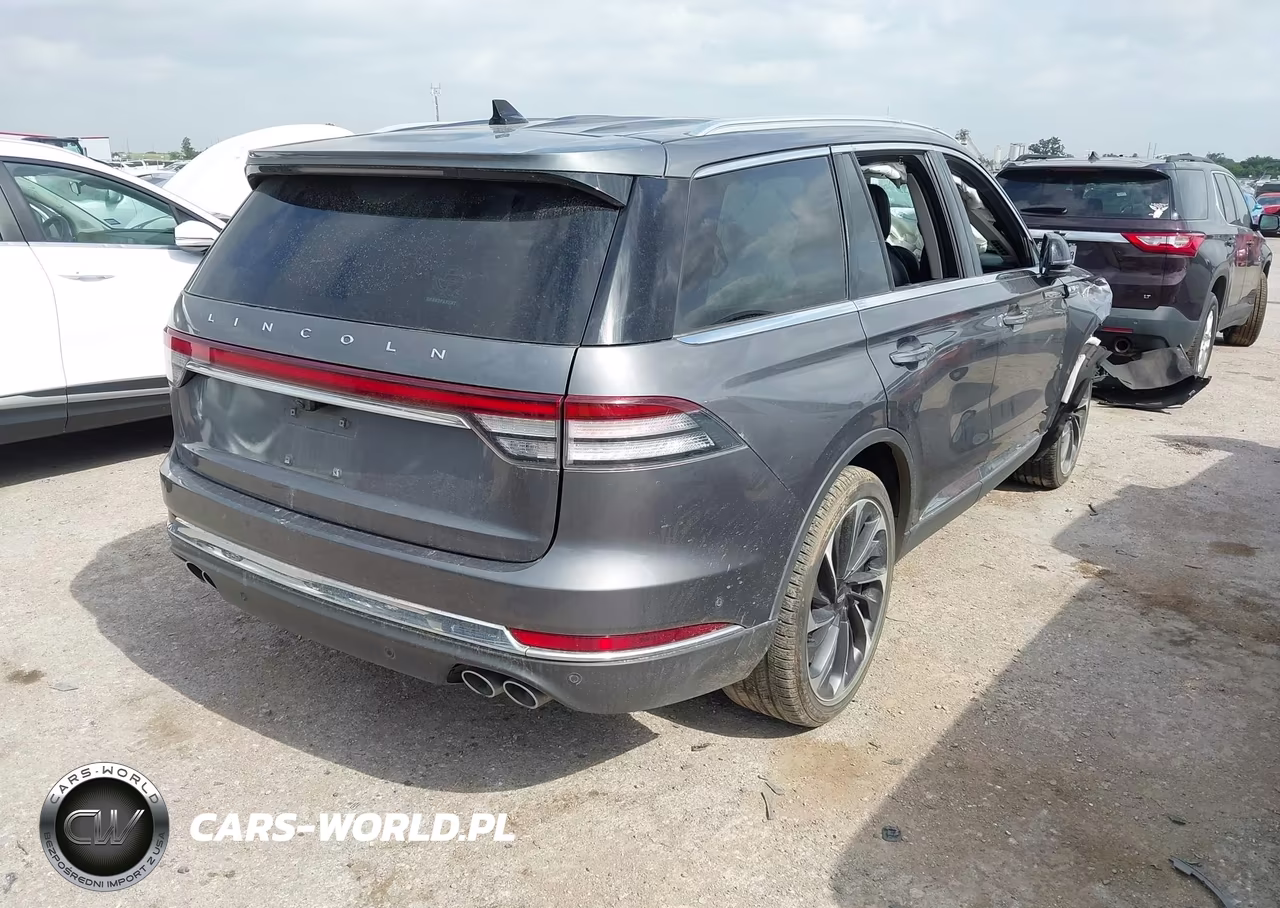 2023 Lincoln Aviator Reserve VIN:5LM5J7XCXPGL18214 - 4