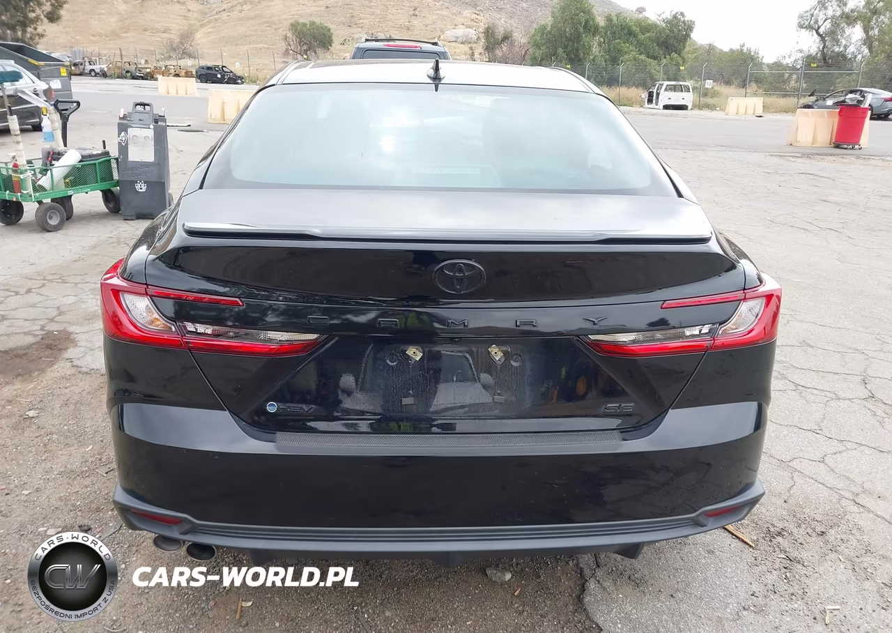 2025 Toyota Camry Se VIN:4T1DAACK0SU055816 - 16