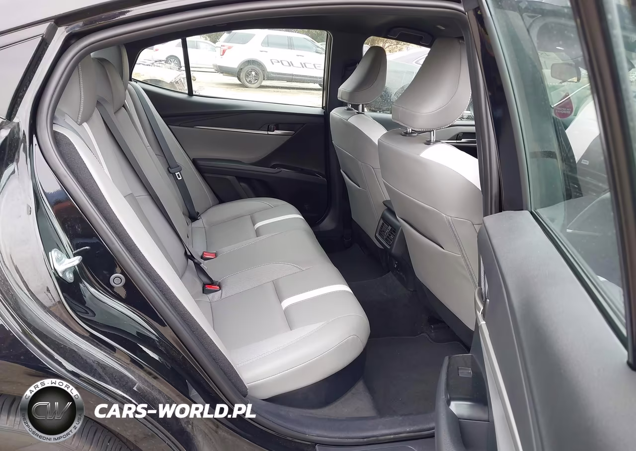 2025 Toyota Camry Se VIN:4T1DAACK0SU055816 - 8