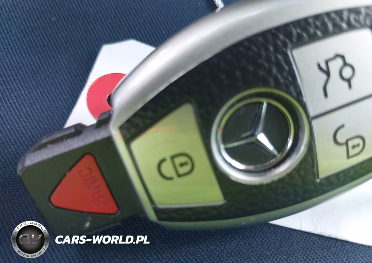 2017 Mercedes-Benz Slc 300 VIN:WDDPK3JA7HF137114 - 11