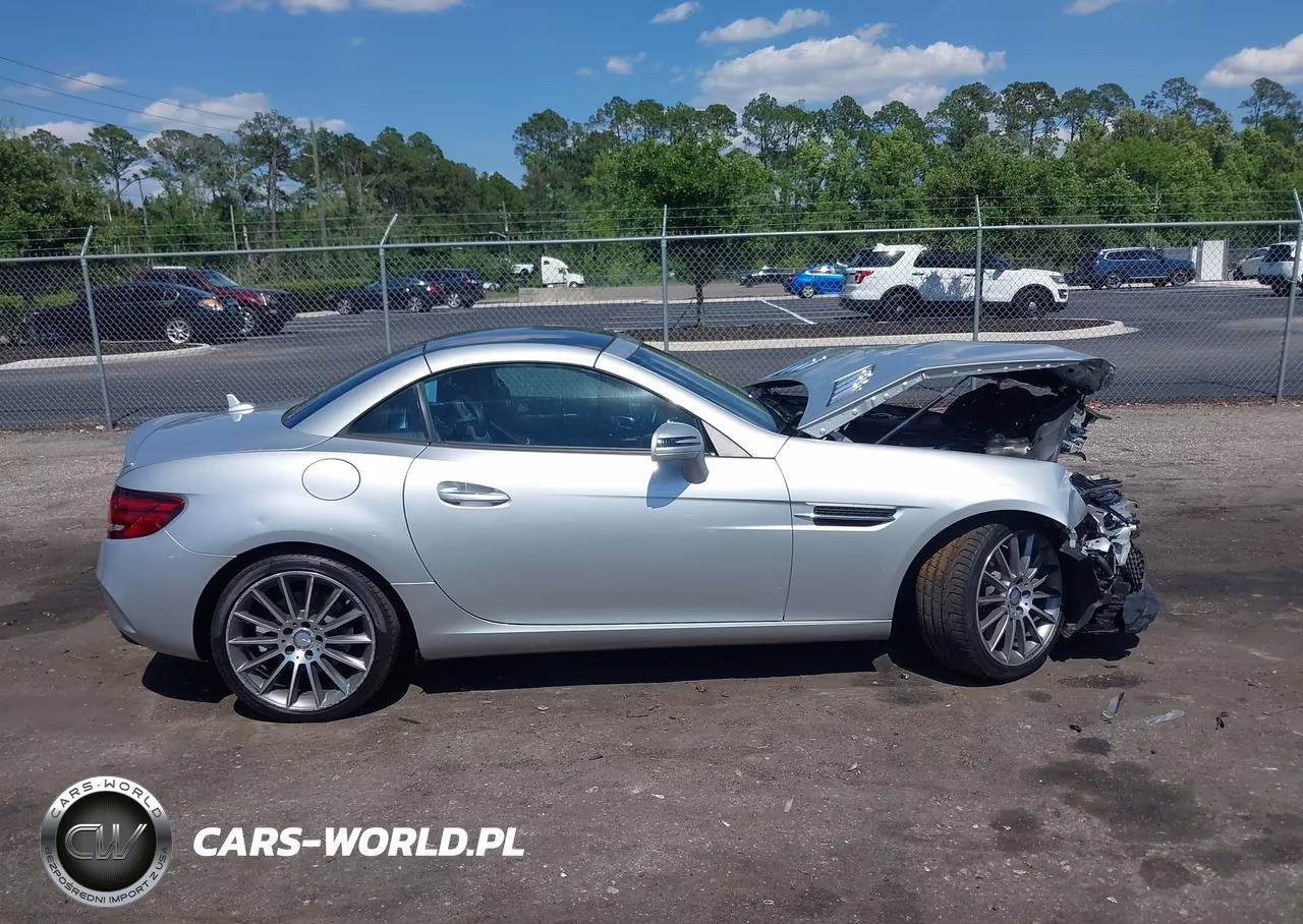 2017 Mercedes-Benz Slc 300 VIN:WDDPK3JA7HF137114 - 13