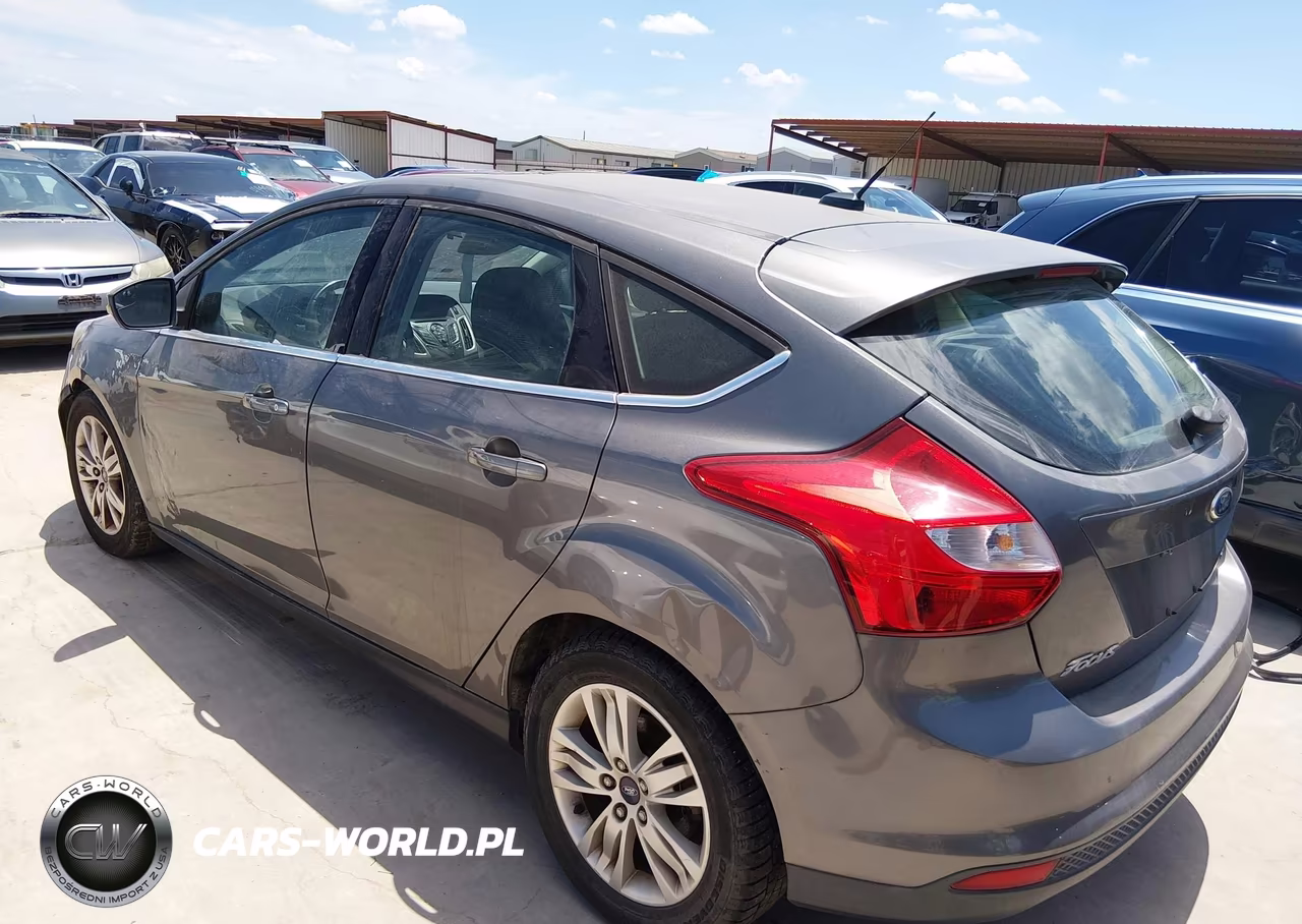 2012 Ford Focus Sel VIN:1FAHP3M23CL395439 - 3