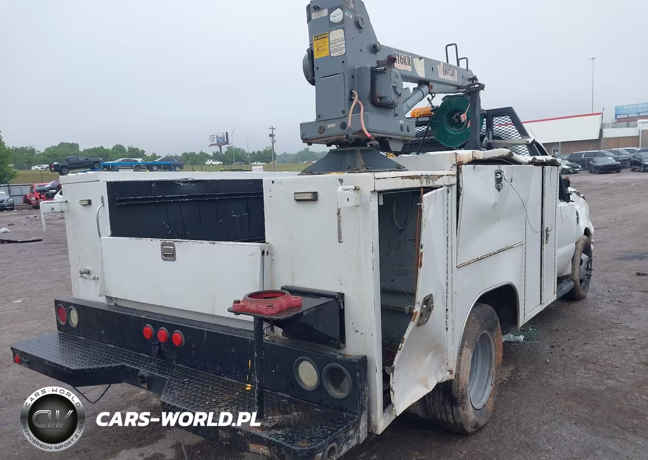 2010 Ford F-350 Chassis Xl-Xlt VIN:1FDWF3GY4AEA26316 - 4