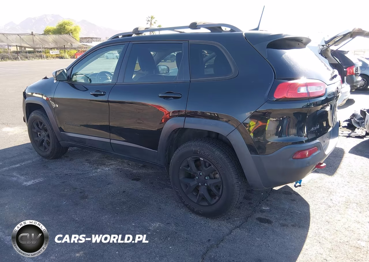 2016 Jeep Cherokee Trailhawk VIN:1C4PJMBS6GW103089 - 3