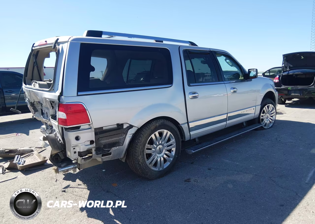 2014 Lincoln Navigator L VIN:5LMJJ3J53EEL08196 - 4