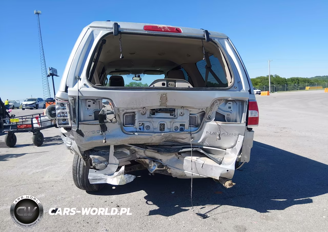 2014 Lincoln Navigator L VIN:5LMJJ3J53EEL08196 - 6