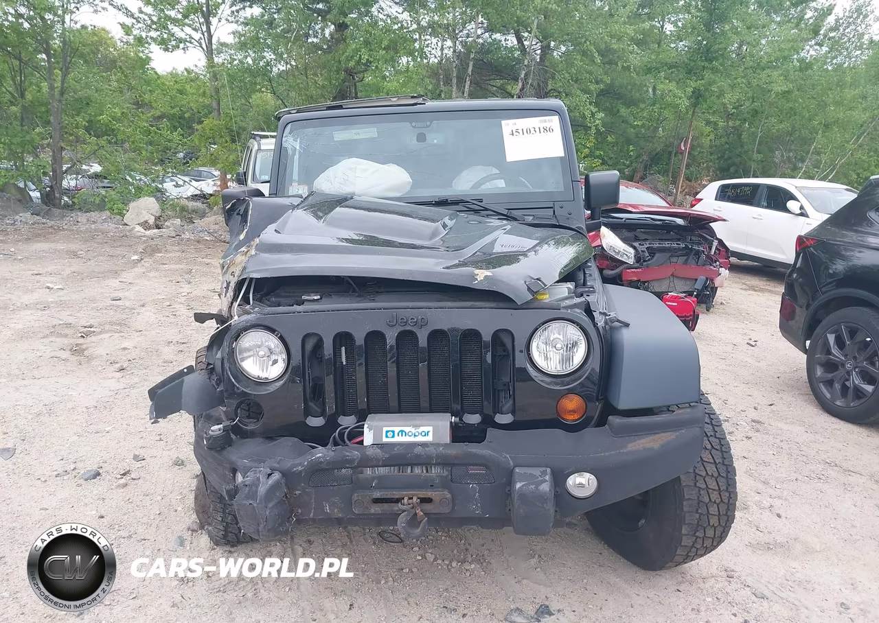 2013 Jeep Wrangler Unlimited Moab VIN:1C4HJWEGXDL602238 - 13
