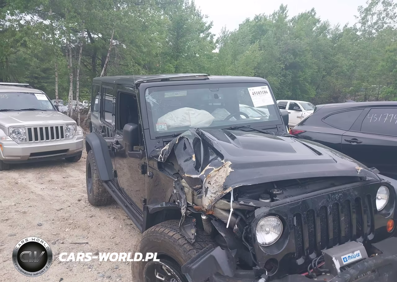 2013 Jeep Wrangler Unlimited Moab VIN:1C4HJWEGXDL602238 - 6