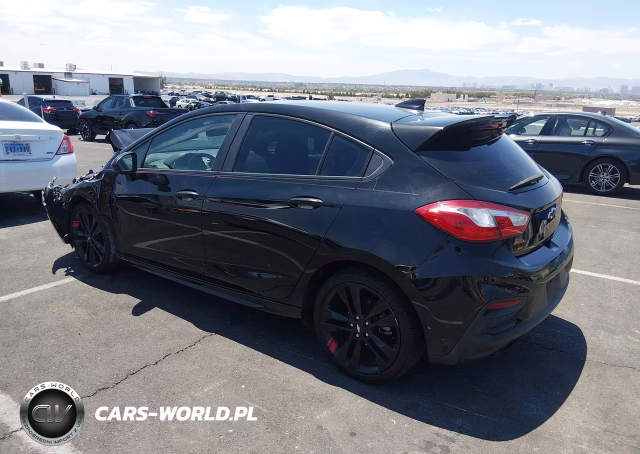 2018 Chevrolet Cruze Lt Auto VIN:3G1BE6SMXJS654004 - 3