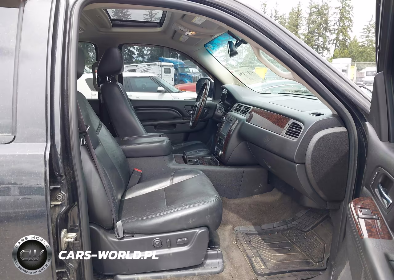2012 GMC Yukon Denali VIN:1GKS2EEF3CR226566 - 5