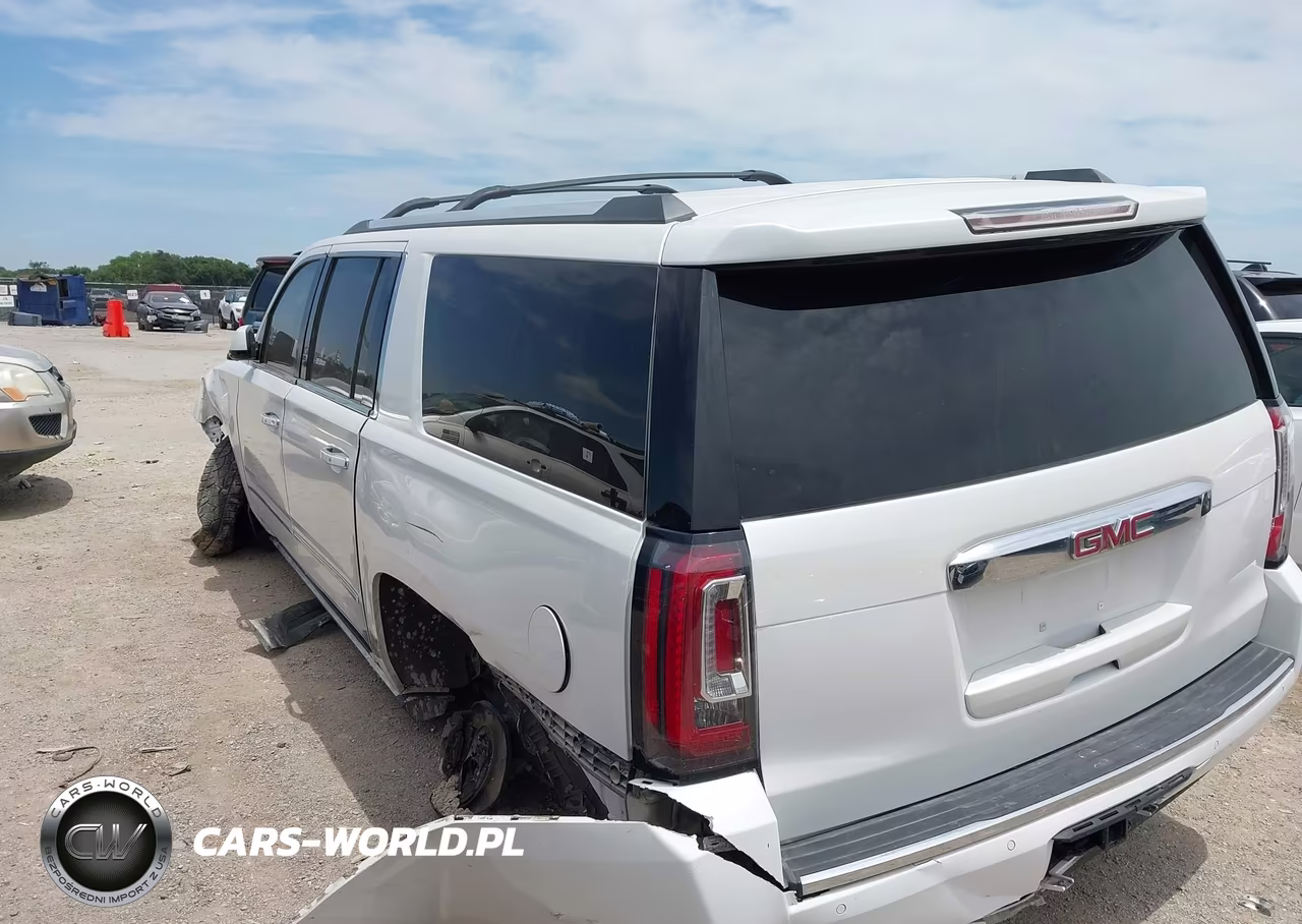 2017 GMC Yukon Xl Denali VIN:1GKS2HKJ4HR294361 - 3