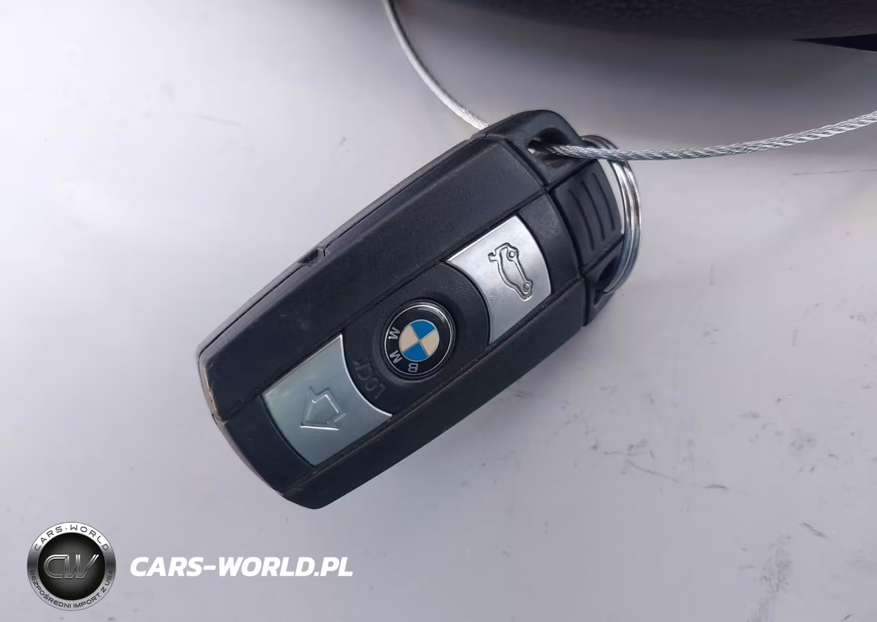 2014 BMW X1 xDrive28I VIN:WBAVL1C51EVY16989 - 11