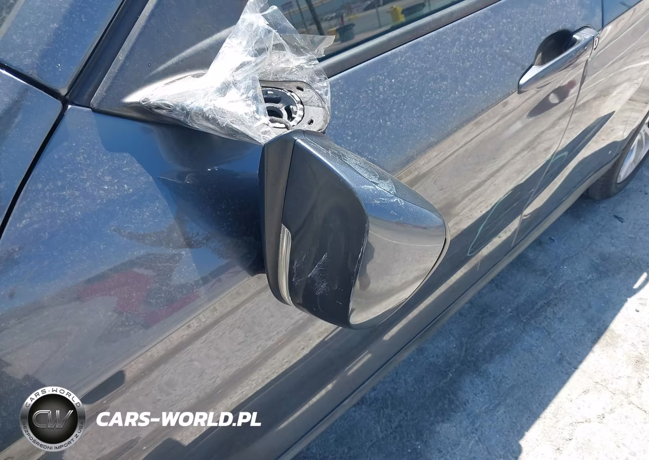 2014 BMW X1 xDrive28I VIN:WBAVL1C51EVY16989 - 17
