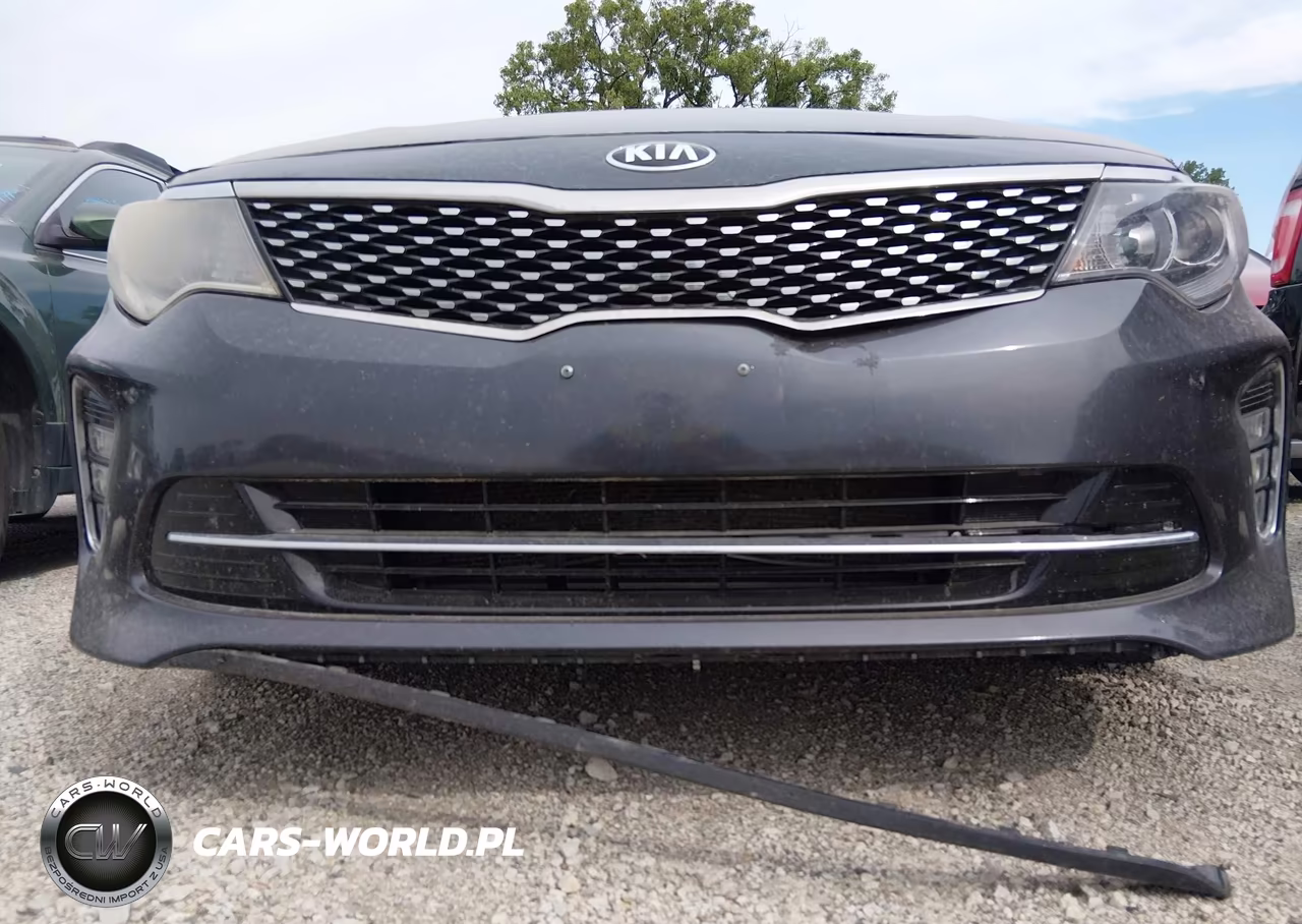 2018 Kia Optima S VIN:5XXGT4L35JG251390 - 13