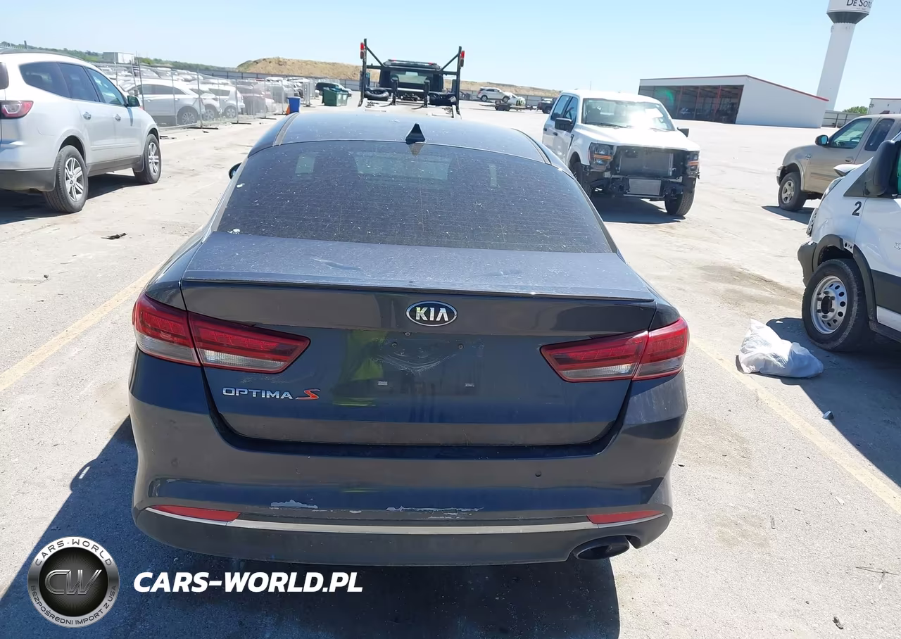 2018 Kia Optima S VIN:5XXGT4L35JG251390 - 6