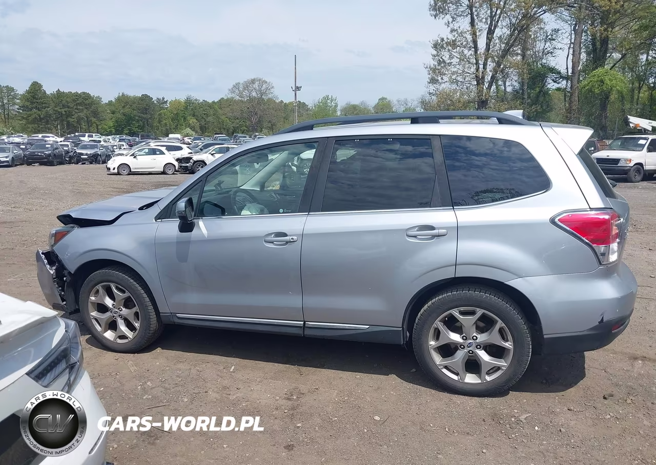2017 Subaru Forester 2.5I Touring VIN:JF2SJATC3HH527868 - 14