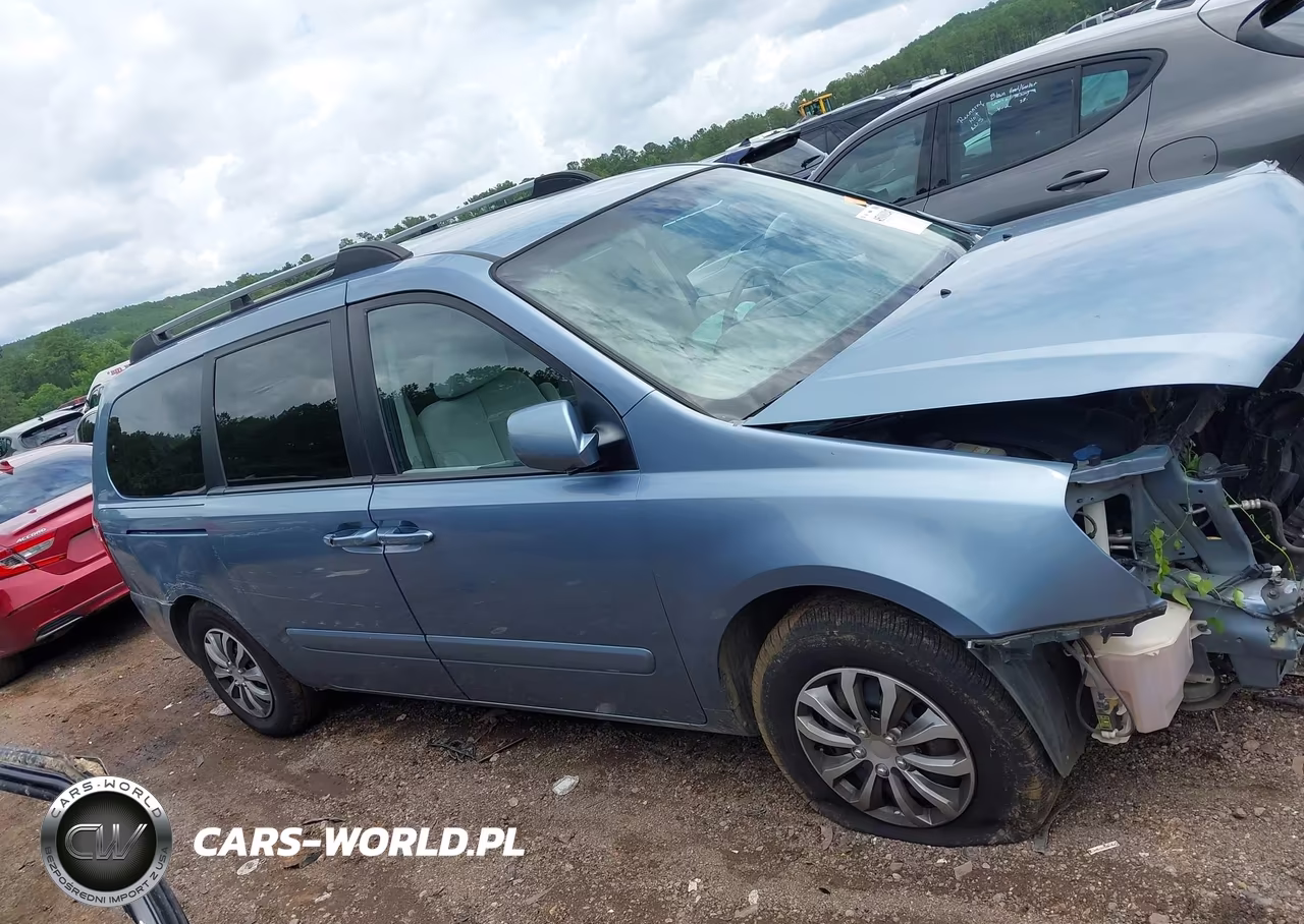 2008 Kia Sedona Lx VIN:KNDMB233286225638 - 13