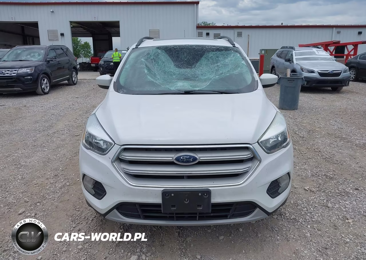 2018 Ford Escape Se VIN:1FMCU9GD5JUA66063 - 13