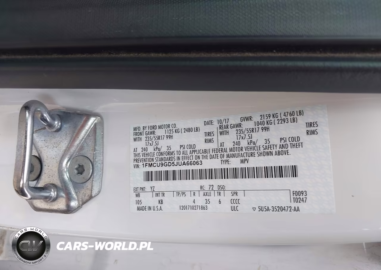 2018 Ford Escape Se VIN:1FMCU9GD5JUA66063 - 9