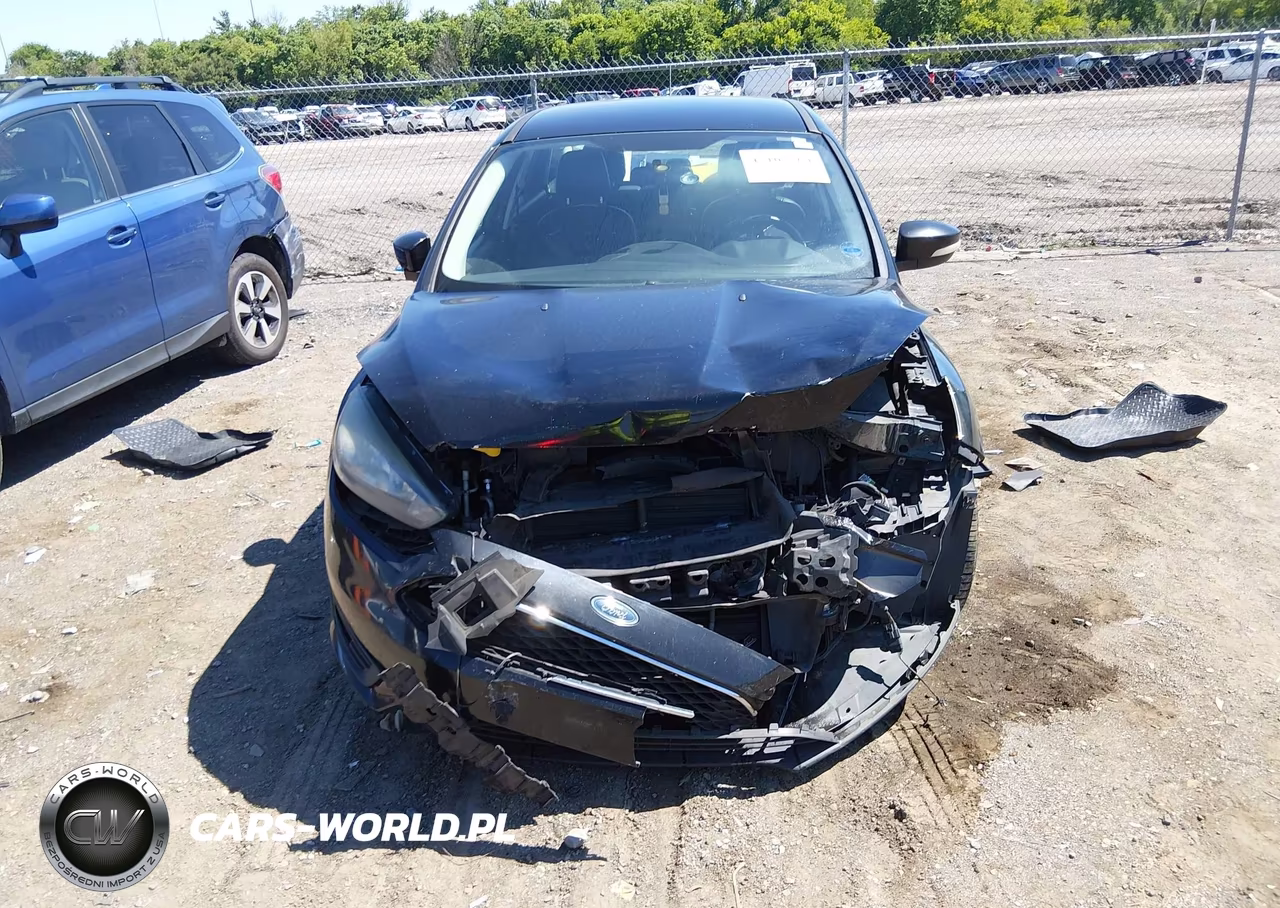 2016 Ford Focus Se VIN:1FADP3F25GL222068 - 11