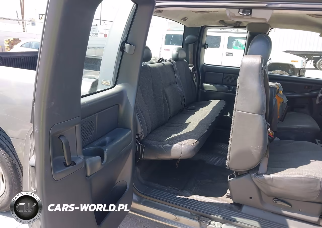 2001 Chevrolet Silverado 1500 VIN:2GCEC19W711374282 - 8