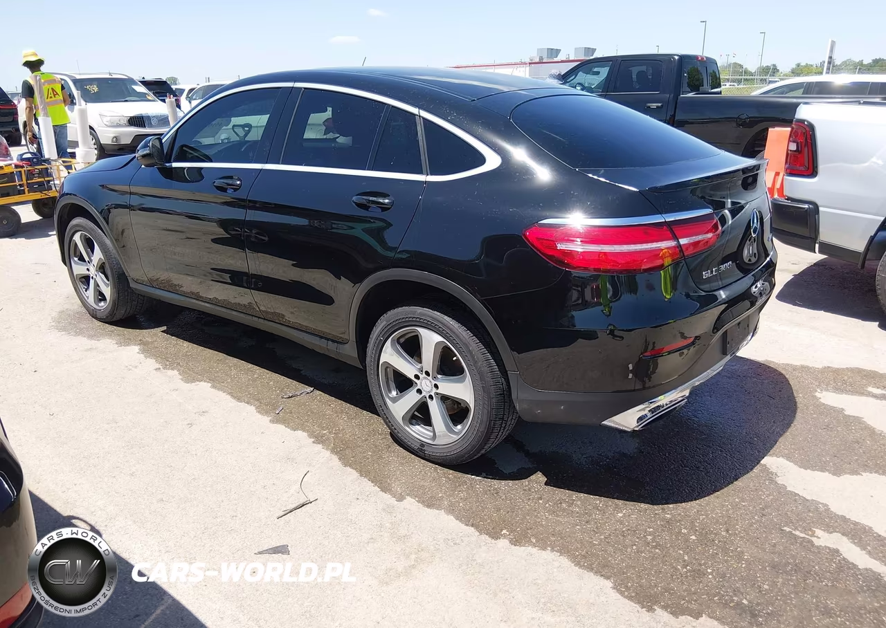 2017 Mercedes-Benz Glc 300 Coupe 4Matic VIN:WDC0J4KB6HF200631 - 3