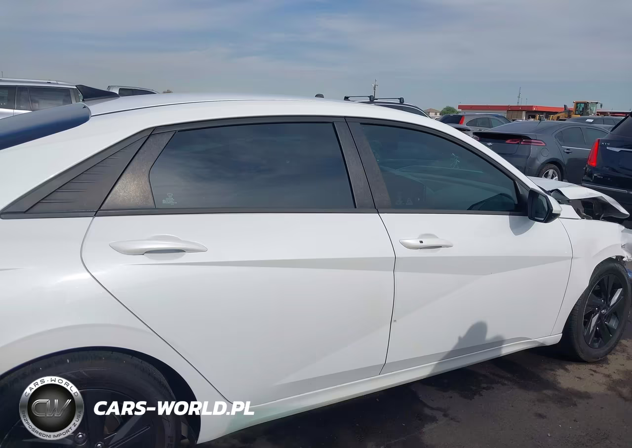 2022 Hyundai Elantra Sel VIN:5NPLS4AG3NH062576 - 13