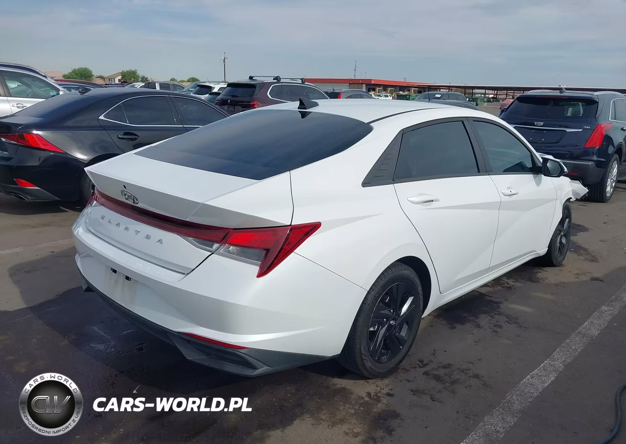 2022 Hyundai Elantra Sel VIN:5NPLS4AG3NH062576 - 4