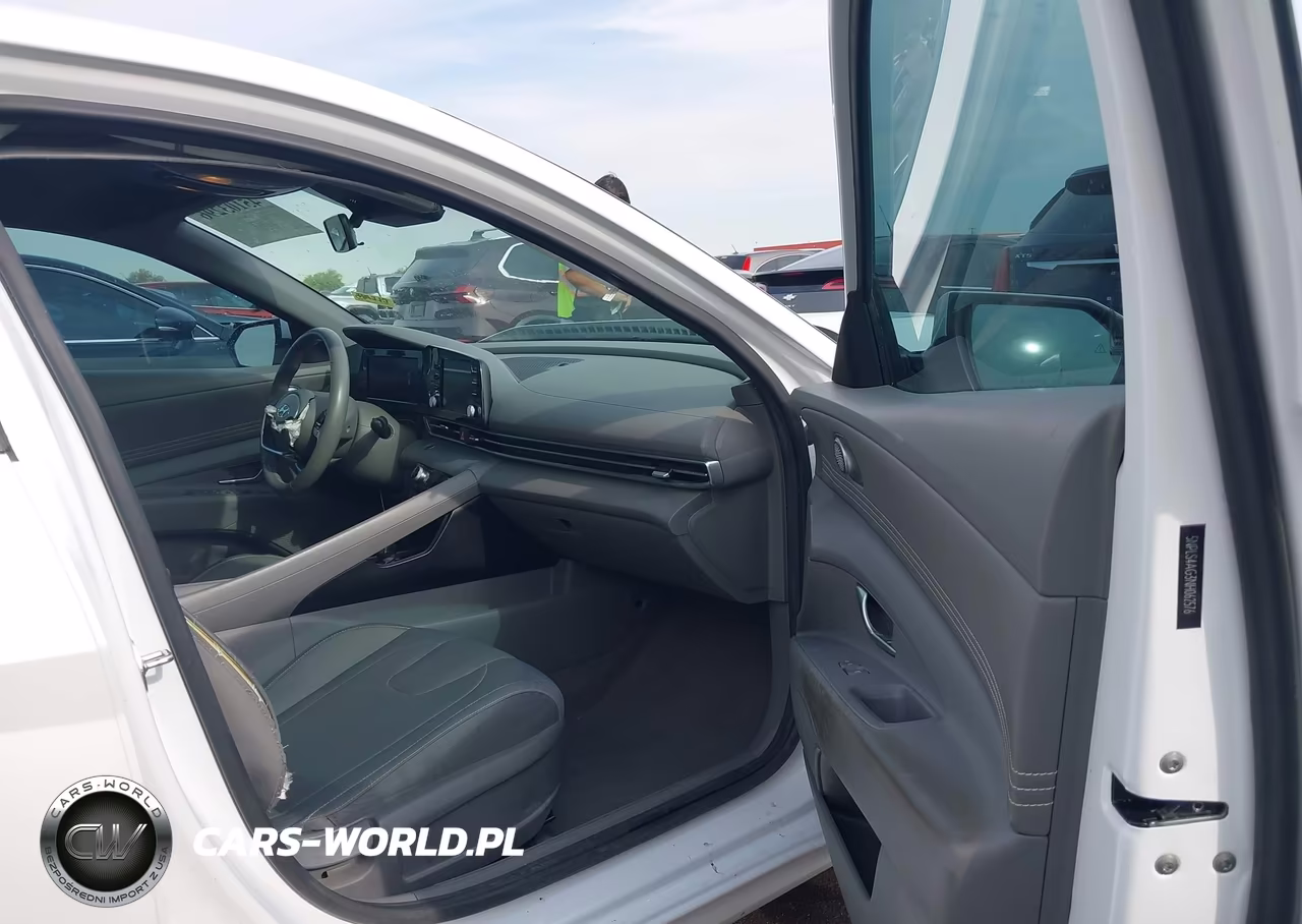 2022 Hyundai Elantra Sel VIN:5NPLS4AG3NH062576 - 5
