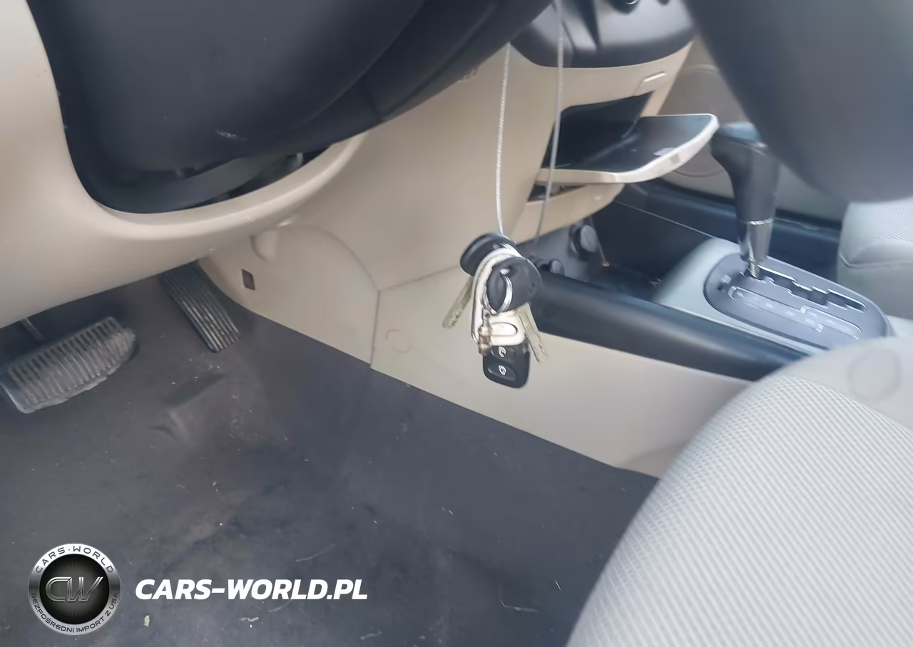 2010 Hyundai Elantra Touring Gls VIN:KMHDC8AEXAU080561 - 11