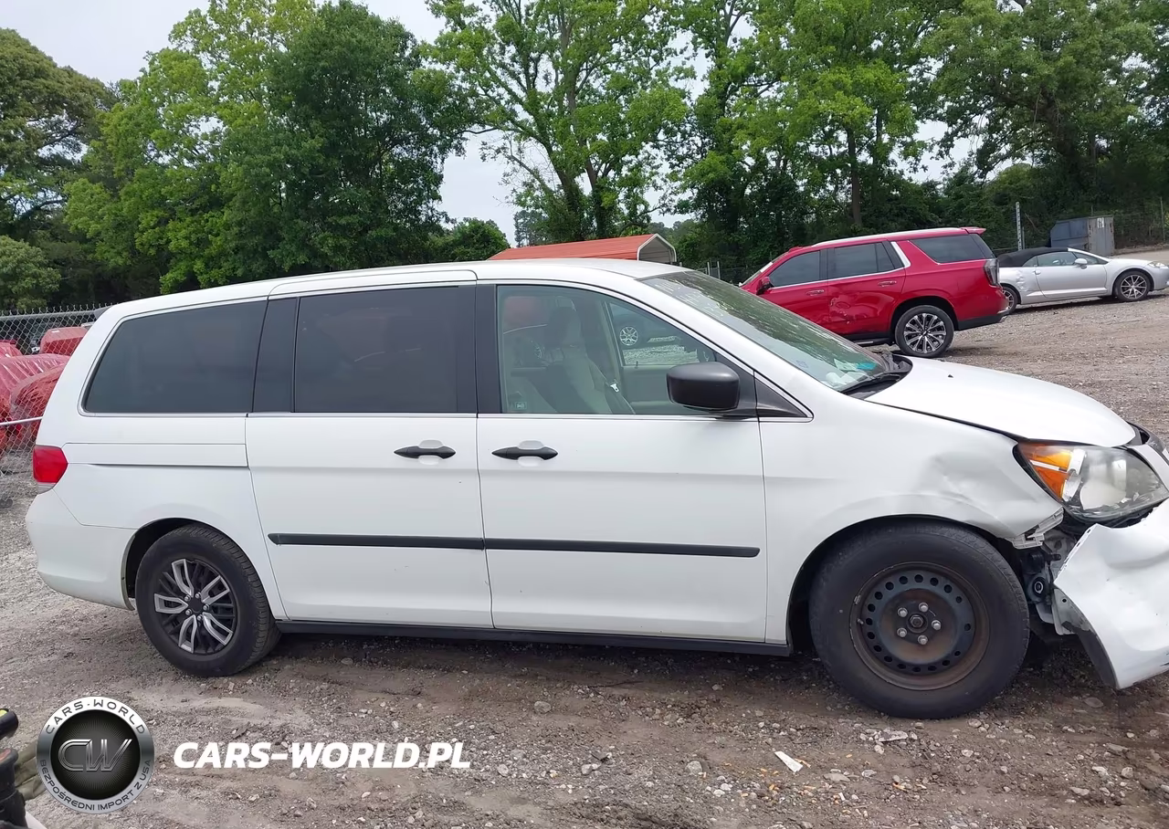 2010 Honda Odyssey Lx VIN:5FNRL3H2XAB103113 - 14