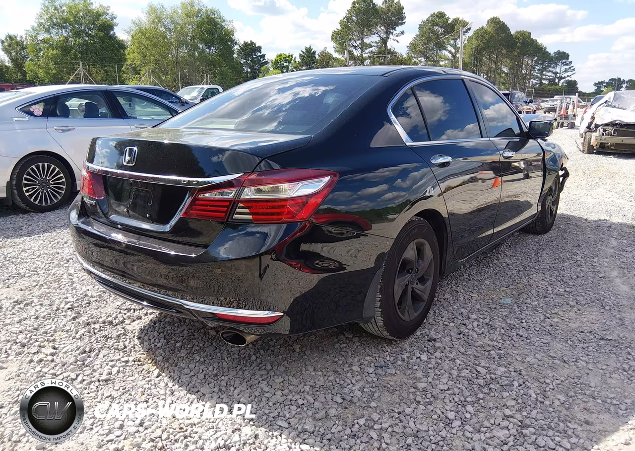 2017 Honda Accord Lx VIN:1HGCR2F39HA146713 - 4